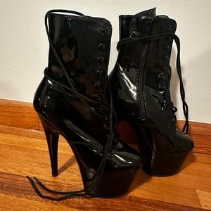 Pleaser 7” Adore-1020 boots size 7
